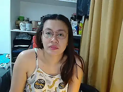 crizzybel online show from February 13, 10:06 pm