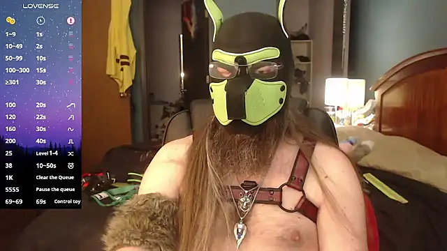 kinkywolf429 online show from April 21, 7:50 pm