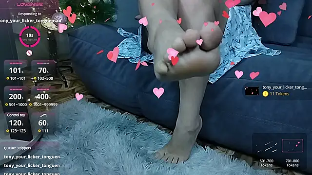 Snapshot of Marla_Singerrr chatting on December 20, 12:16 pm Marla Singerrr online show from December 20, 12:16 pm