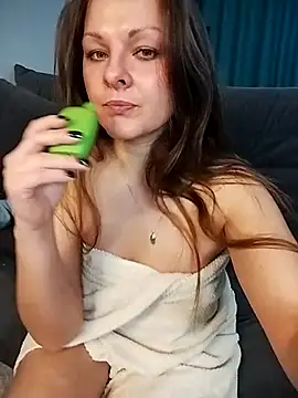 Snapshot of Marla_Singerrr chatting on February 26, 10:26 am Marla Singerrr online show from February 26, 10:26 am