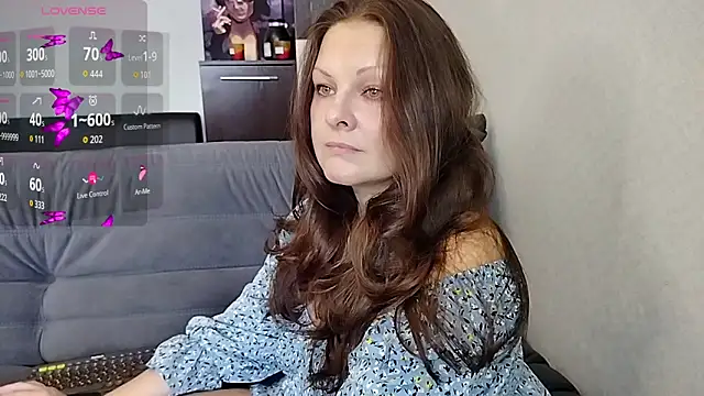 Snapshot of Marla_Singerrr chatting on September 21, 7:10 am Marla Singerrr online show from September 21, 7:10 am