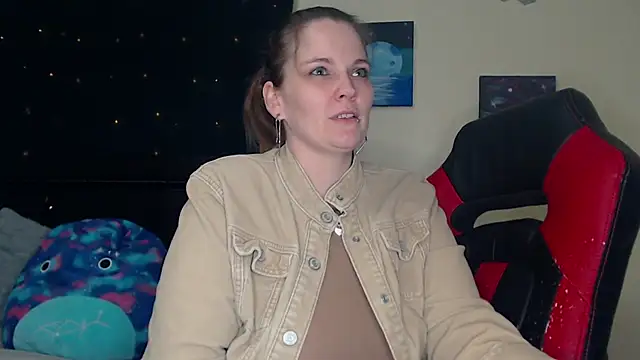 ToxicLilly online show from December 21, 11:33 am