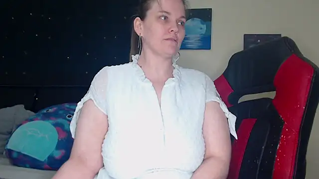 ToxicLilly online show from December 31, 11:53 am