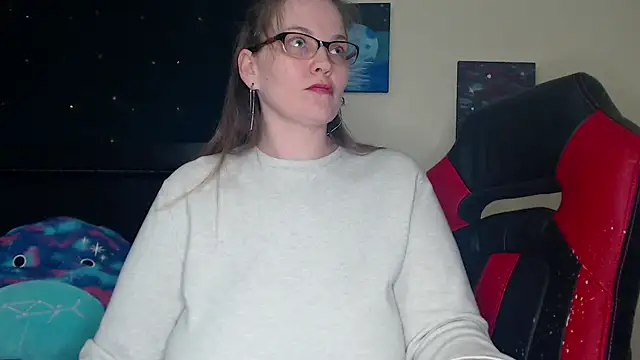 ToxicLilly online show from January 2, 12:13 pm