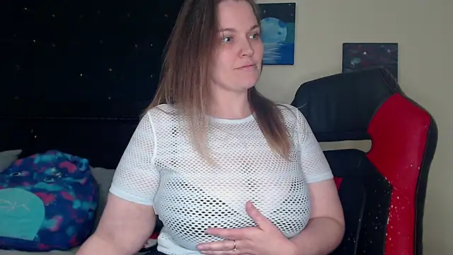 ToxicLilly online show from January 9, 9:48 am