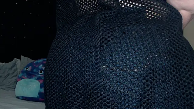 ToxicLilly online show from March 8, 11:16 am