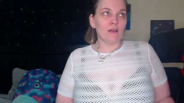 ToxicLilly online show from March 19, 11:28 am