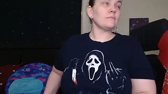 ToxicLilly online show from September 23, 9:01 am