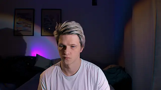 Breston Sweet online show from September 14, 7:02 pm