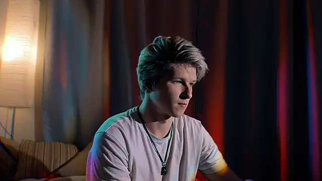 Breston Sweet online show from September 28, 7:52 pm