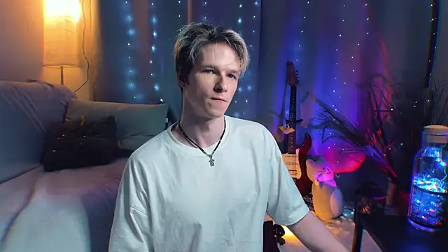 Breston Sweet online show from April 21, 5:50 pm