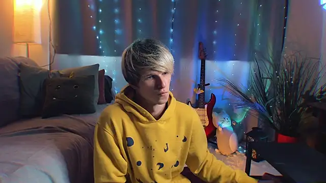 Breston Sweet online show from April 24, 5:21 am