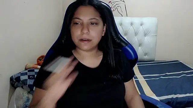 Snapshot of Leylafourniert chatting on September 13, 6:29 pm Leylafourniert online show from September 13, 6:29 pm