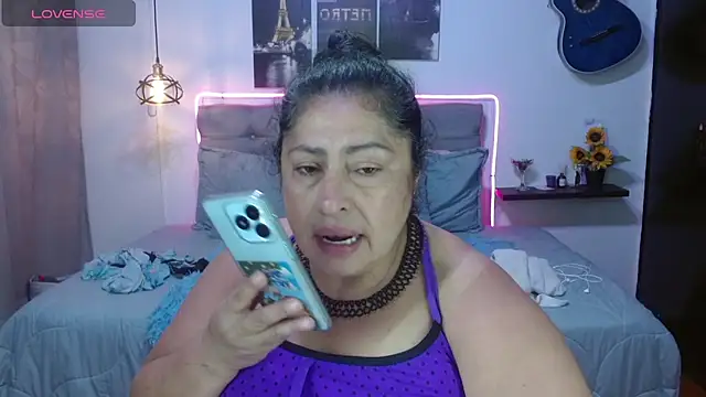 Keyla01  online show from April 18, 12:42 pm