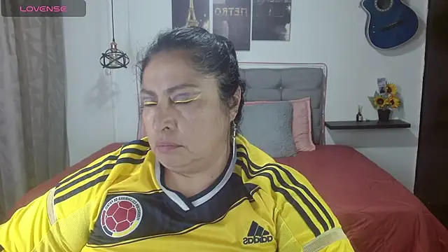 Snapshot of Keyla01_ chatting on June 27, 6:13 pm Keyla01 online show from June 27, 6:13 pm
