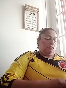 Snapshot of Keyla01_ chatting on July 7, 6:23 pm Keyla01 online show from July 7, 6:23 pm