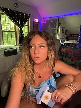 Snapshot of sage_love chatting on July 15, 7:52 pm sage love online show from July 15, 7:52 pm