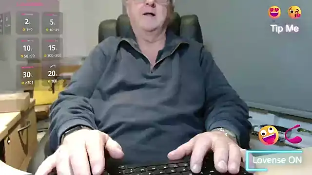 bigbadjon69 online show from March 11, 4:43 am