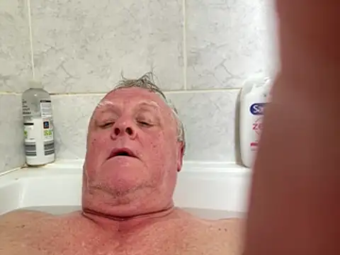 bigbadjon69 online show from April 25, 1:41 pm