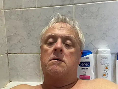 bigbadjon69 online show from June 8, 11:10 am