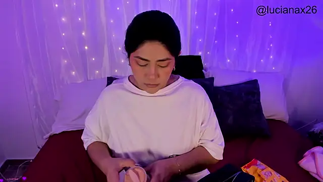 lucy26  online show from November 25, 3:28 am