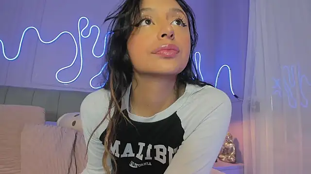 Sofly s online show from September 9, 11:54 am