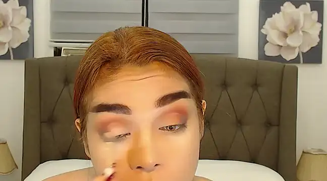 Snapshot of SexFucktoryLily chatting on December 29, 6:05 pm SexFucktoryLily online show from December 29, 6:05 pm