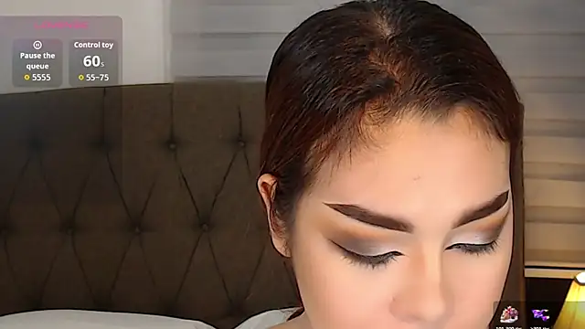 Snapshot of SexFucktoryLily chatting on October 21, 9:26 pm SexFucktoryLily online show from October 21, 9:26 pm