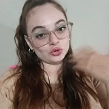 Emmacut online show from February 3, 11:21 pm