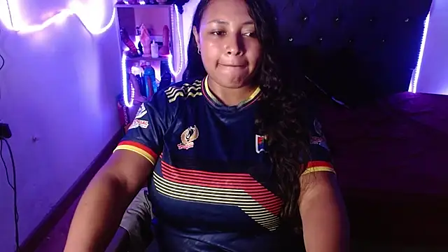 Snapshot of tatiana_wd chatting on May 5, 3:03 am tatiana wd online show from May 5, 3:03 am