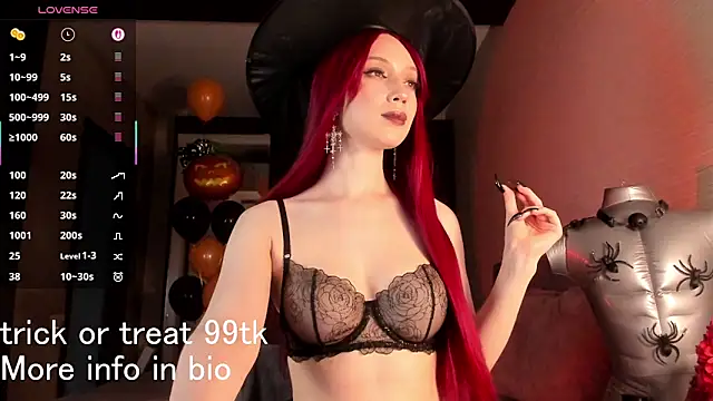 SophiaFlorence online show from October 29, 12:51 pm