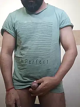 Snapshot of mahi-singh43 chatting on December 4, 7:06 am mahi-singh43 online show from December 4, 7:06 am