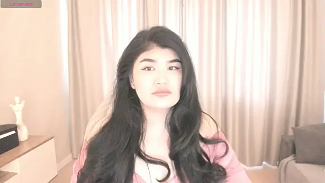 Snapshot of mia_lui chatting on July 1, 3:41 am mia lui online show from July 1, 3:41 am