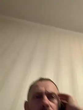 Snapshot of GHsveter chatting on March 6, 6:05 pm GHsveter online show from March 6, 6:05 pm