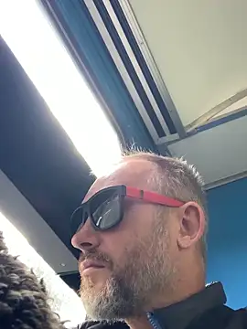 Snapshot of GHsveter chatting on September 19, 11:55 am GHsveter online show from September 19, 11:55 am