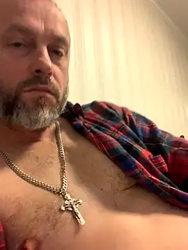 Snapshot of GHsveter chatting on October 6, 10:12 am GHsveter online show from October 6, 10:12 am