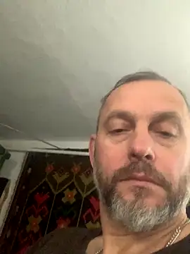 Snapshot of GHsveter chatting on October 19, 10:27 am GHsveter online show from October 19, 10:27 am