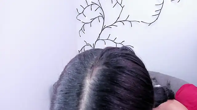 Snapshot of miss_sharlotte18 chatting on February 13, 6:05 pm miss sharlotte18 online show from February 13, 6:05 pm