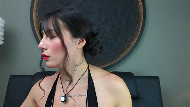 Snapshot of miss_sharlotte18 chatting on September 11, 6:08 pm miss sharlotte18 online show from September 11, 6:08 pm