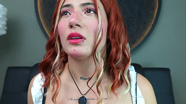 Snapshot of miss_sharlotte18 chatting on October 6, 6:05 pm miss sharlotte18 online show from October 6, 6:05 pm