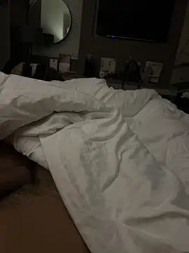 Snapshot of xxroom69 chatting on October 24, 1:03 am xxroom69 online show from October 24, 1:03 am