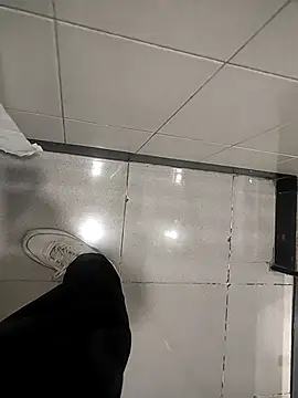 Swift2006 online show from March 20, 3:39 pm