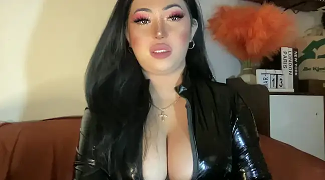 BigDominaMia online show from March 13, 11:59 pm