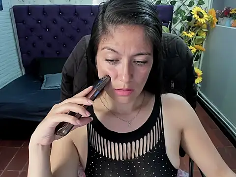 AnnyMilet  online show from March 10, 3:00 am