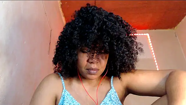 Snapshot of cherry_cleou chatting on May 26, 12:45 pm cherry cleou online show from May 26, 12:45 pm