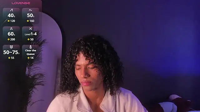 Lucas eevans online show from October 24, 1:18 pm