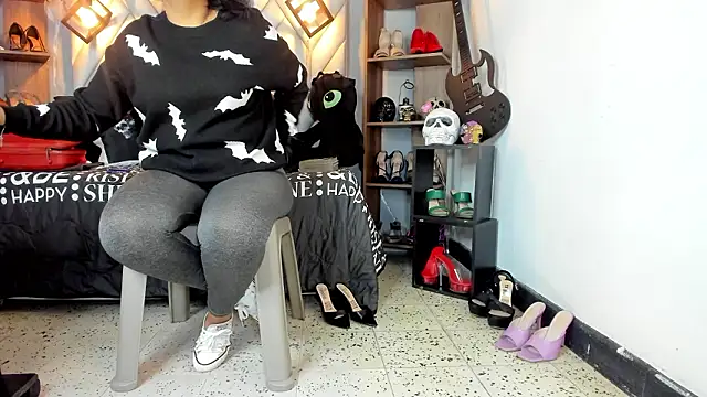 MirandaHaguen online show from February 19, 9:00 pm