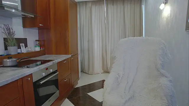 Snapshot of -Solar-Jane- chatting on February 19, 8:33 am -Solar-Jane- online show from February 19, 8:33 am