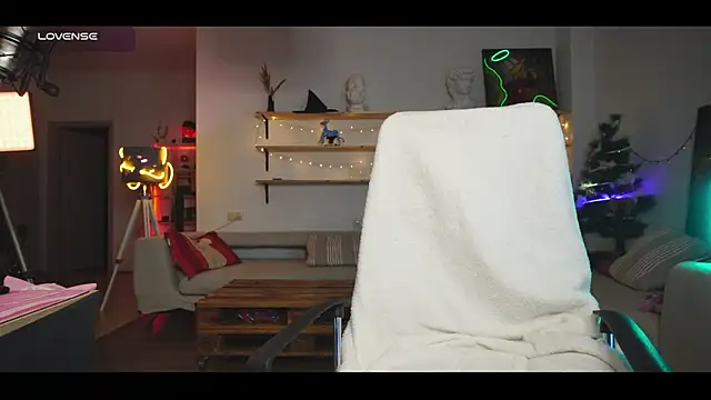 yourprettykate online show from December 25, 9:33 pm