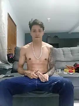 Snapshot of Novin4i20 chatting on October 13, 9:37 pm Novin4i20 online show from October 13, 9:37 pm